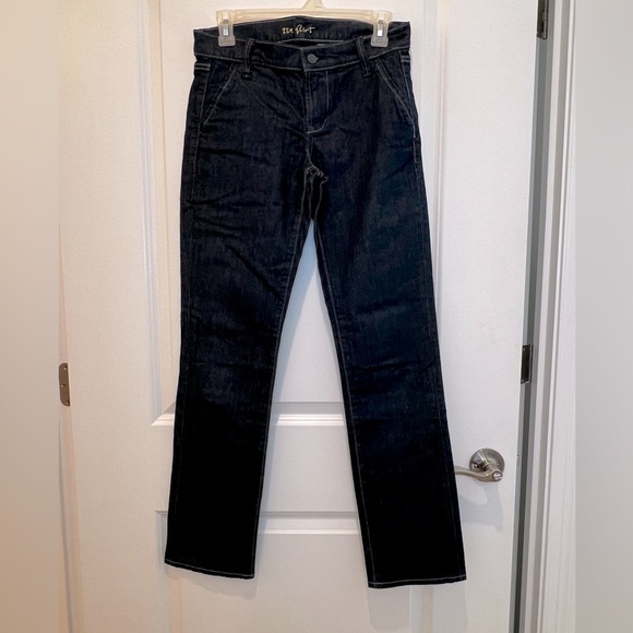 Old Navy The Flirt Dark Wash Denim Jeans Mid Rise Size 2 - Picture 1 of 10